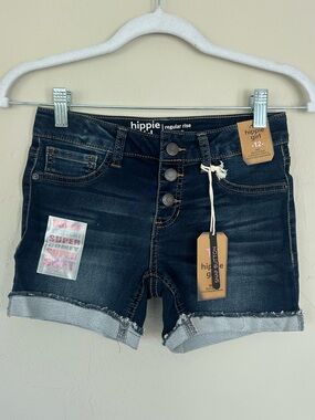 Hippie Girl Midi Regular Rise Shorts NEW WITH TAGS Size 12 (1596)